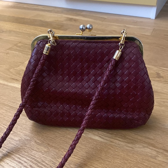 Talbots Handbags - Vintage Talbots Leather Crossbody Purse in Burgundy